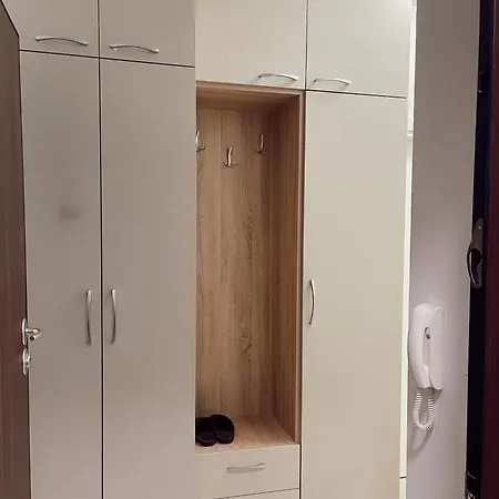 Apartment Sl *